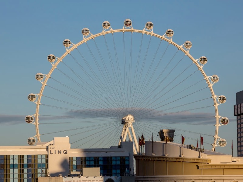 HIGH ROLLER - The LINQ